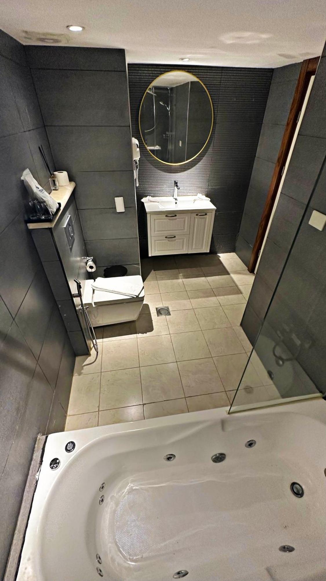 Ocean Grand Hotel - Rámalláh Kültér fotó